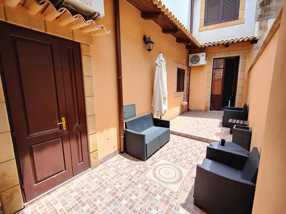 Casa Relax Apartment Syracuse 0*,  Italy